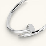 Elegance Nail Deluxe 18K Gold